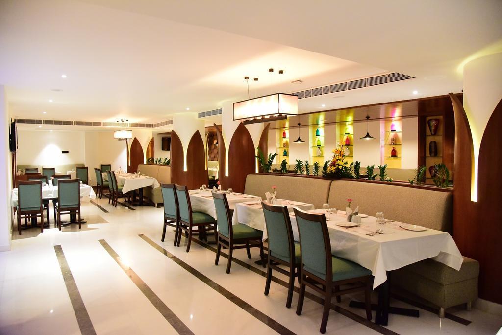 The Royal Comfort Bangalore Exterior foto