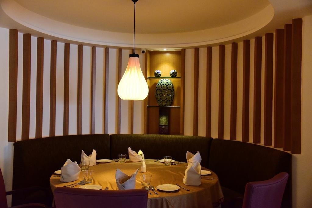 The Royal Comfort Bangalore Exterior foto