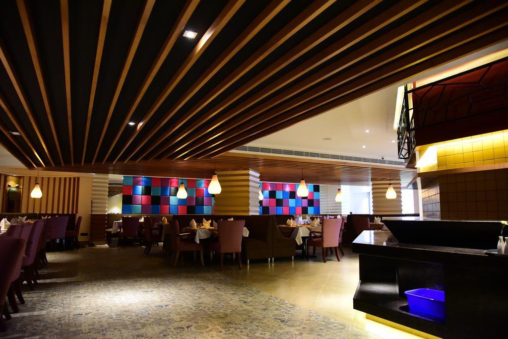 The Royal Comfort Bangalore Exterior foto