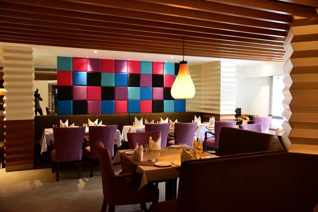 The Royal Comfort Bangalore Exterior foto